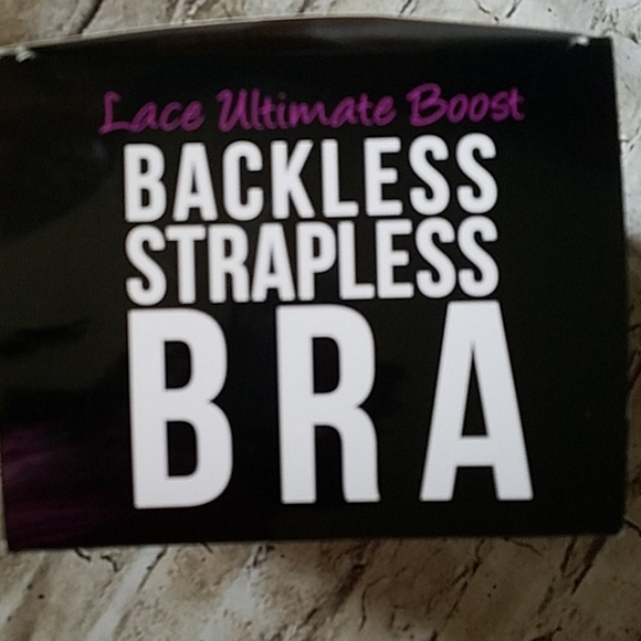 Backless Strapless Lace Bra - Picture 11 of 11